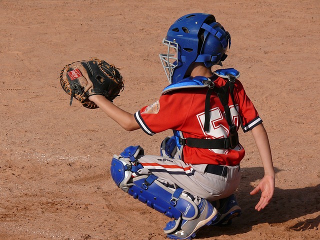 【プロ直伝】少年野球グローブ選び！低学年に人気の3大メーカーと選び方のコツ